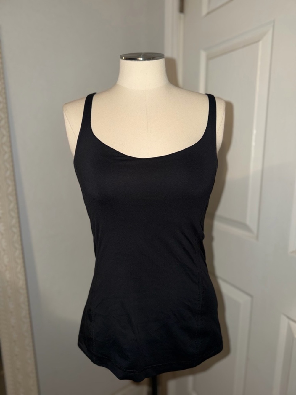 lululemon athletica Black Scoop Neck Tank Top
